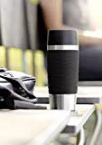 Emsa N2010500 Travel Mug Wave-Design, Thermobecher/Isolierbecher, 360ml, hält 4h heiß/ 8h kalt, 100% dicht, auslaufsicher, Easy Quick-Press-Verschluss, 360°-Trinköffnung, Farbe schwarz