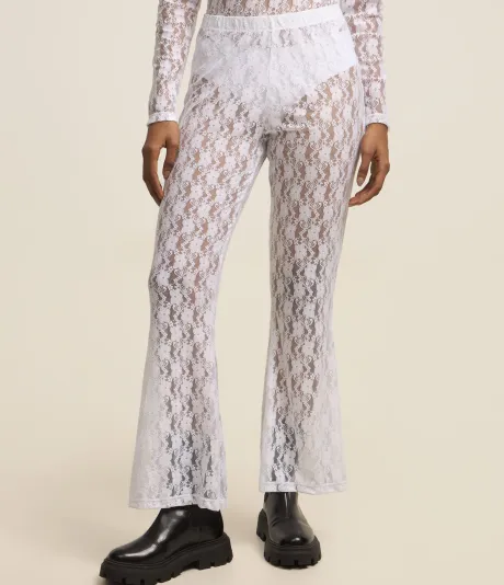 Calça Bailarina em Renda Texturizada e Cós Elástico Branco