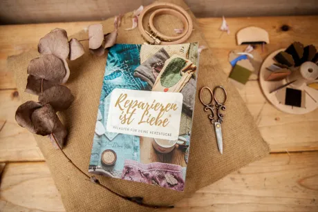 Reparieren ist Liebe - Grundlagen und Techniken des Kunststopfens.