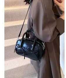 Сумка на довгому ремінці з бантами | Код товару: 264244 , купити в інтернет-магазині A-SHOP, мережа жіночих аксесуарів Київ, Україна: ціни, фото