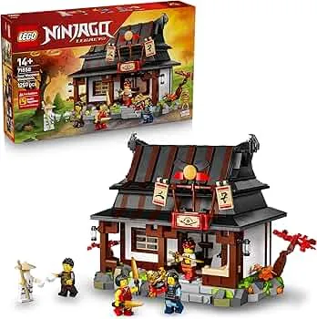 LEGO NINJAGO 15-jähriges Jubiläum der Vier-Waffen-Schmiede